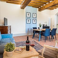 Appartement "Cascia T4 Rota" mit Pool