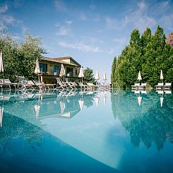 Appartement Unterkunft in der Residenz, Schwimmbad, Tennis, 