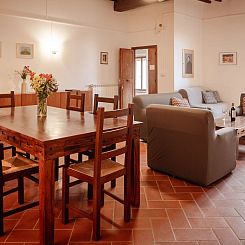 Appartement Geräumige Wohnung mit 3 Schlafzimmern und 3 Bä