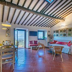 Appartement Trilocale Casa nel Castello