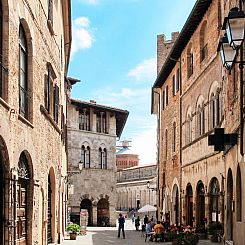 Appartement Geräumige Alloggion mit eigener Terrasse, AC