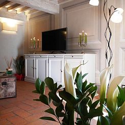 Appartement Stilvolle Wohnung mit Whirlpool in einem Renaiss