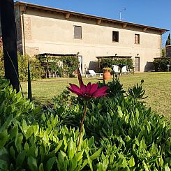 Vakantiehuis Schönes Ferienhaus in Volterra mit Großem Gar