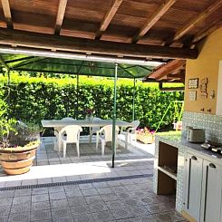 Vakantiehuis Villa mit schönem Gartne und Sonnenterrasse