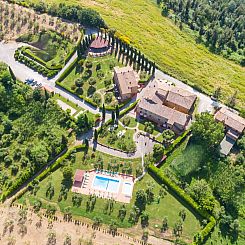 Appartement Drei-Zimmer-Wohnungen Borgo Collelungo, erster S