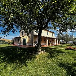 Vrijstaande woning in Barchi