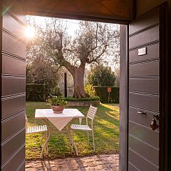 Appartement Studio-Apartment mit Sommerpool, Garten und Auss