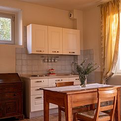Appartement Studio-Apartment mit Sommerpool, Garten und Auss