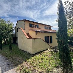 Vrijstaande woning in Cagli