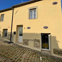 Geschakelde woning in Fratte Rosa