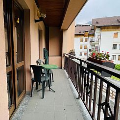 Appartement Zwei-Zimmer-Wohnung im Dachgeschoss 5 p. l. Vill
