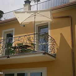 Casa Caroline: 1e verd.+ ruim balkon