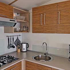 SunLodge Redwood Premium