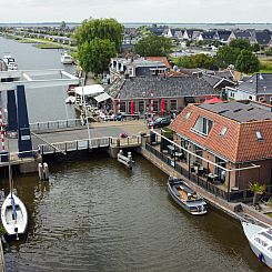 Sfeervol en ruim ingericht 10 persoons vakantiehuis aan het