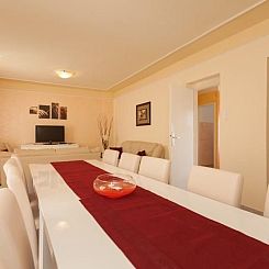 Vakantiehuis in Rovinj mit Großer Terrasse