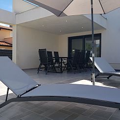 Vakantiehuis mit privatem Pool in Ruhiger lage.