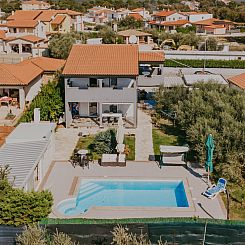 Vakantiehuis Zweistöckiges Ferienhaus Villa Dany