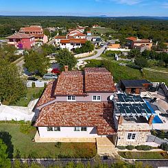 Vakantiehuis Ferienvilla 'Villa Nikolina' mit privatem Pool
