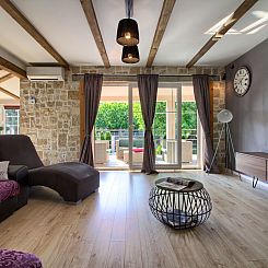 Vakantiehuis Ferienvilla 'Villa Nikolina' mit privatem Pool