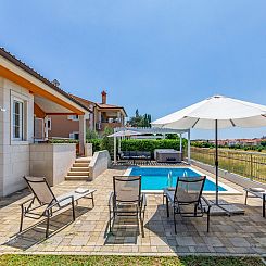 Vakantiehuis Villa Lotus 13F