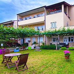 Appartement Gemütliche Wohnung mit Gartenblick