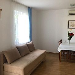 Appartement in Fažana mit Garten und Terrasse