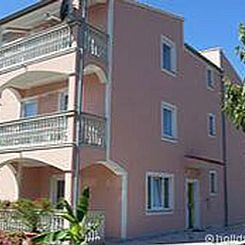 Appartement Appartement in Fažana mit Garten und Terrasse