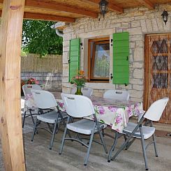 Vakantiehuis "Elvis", Dorf Sveti Kirn