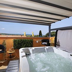 Vakantiehuis Venus mit Whirlpool, Sauna in Banjole