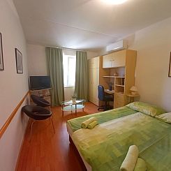 Appartement Schönes Apartment in Pješčana Uvala, Strand i