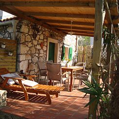 Vakantiehuis Typisch istrisches Steinhaus mit Grill und Gart