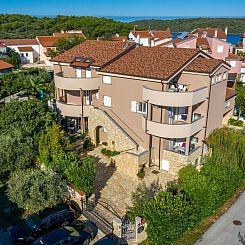 Appartement mit Bootsanleger