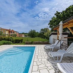 Vakantiehuis Ema
