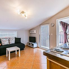 Appartement "Borka Kapovica" mit Balkon