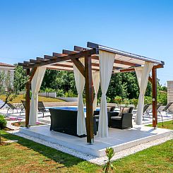 Vakantiehuis Villa "Tara" mit privatem Pool