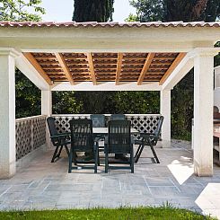 Appartement mit Terrasse