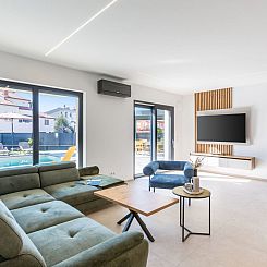 Vakantiehuis Ferienvilla "Villa Mila" mit eigenem Pool
