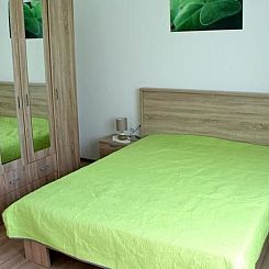 Appartement Wohnung im ersten Stock mit Blick aufs Wasser