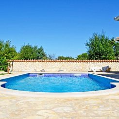 Vakantiehuis Gemütliches Ferienhaus in Medulin mit Großer 