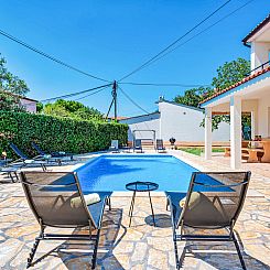 Vakantiehuis Villa mit Garten, Grill und Terrasse
