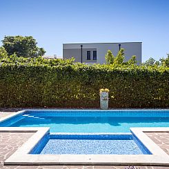 Vakantiehuis Ferienvilla "Vanja" mit privatem Pool