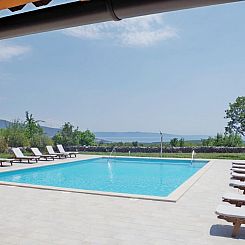 Appartement Wohnung in Rakalj mit Parkplatz und Poolblick