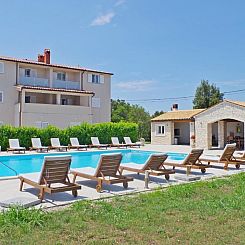 Appartement Wohnung in Rakalj mit Parkplatz und Poolblick