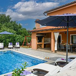 Vakantiehuis Villa mit privatem Pool auf einem 4000 Quadratm