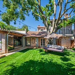 Vakantiehuis Rustic cozy house Pupy mit private pool und kin