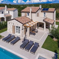 Vakantiehuis Schönes Haus in Tar mit privatem Pool