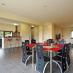 Vakantiehuis Luxuriöse Villa mit riesigem Olivenbaum-Garten