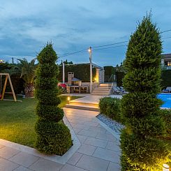 Vakantiehuis Villa Anabel bei Porec mit Pool, Jacuzzi und Sa