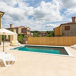 Vakantiehuis Ferienvilla 'Villa Sandra'
