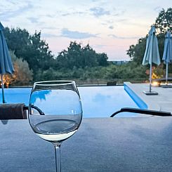 Vakantiehuis Tolles Ferienhaus in Deklići mit Privatem Pool